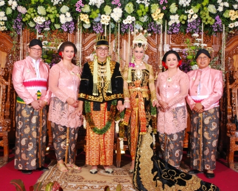"The Wedding Sara Ardo grandcity surabaya tradisional jawa