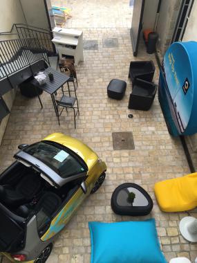 Notre terrasse de 70m² est disponible pour vos showroom