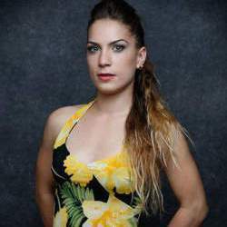 Wendy Maquilleuse Et Danseuse Professionnelle. 