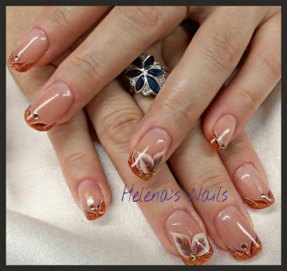 French couleur avec une décoration One Stroke et strass