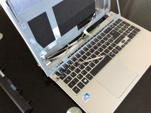 Remplacement de la dalle de votre PC portable