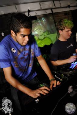 DJ/VJ