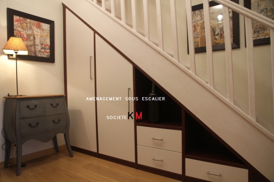 placard sous escalier sur mesure