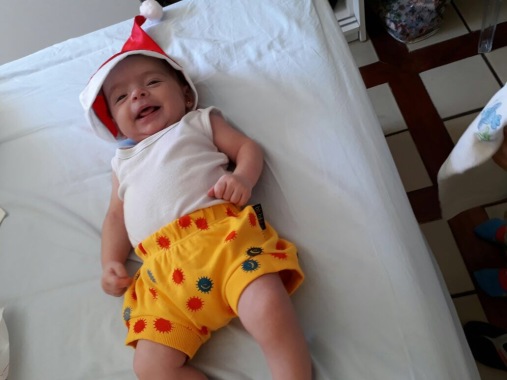 Essa é Luna cuidei dela por três meses desde da maternidade,a mãe chama se Camila .trabalhei na Pituba 