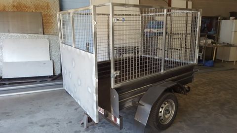 CUSTOM TRAILER CAGES