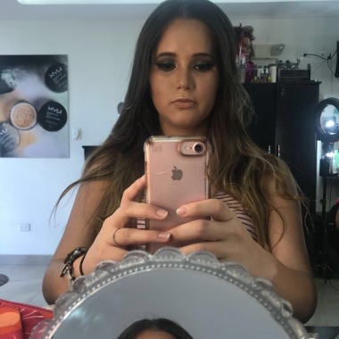 Nella Make Up