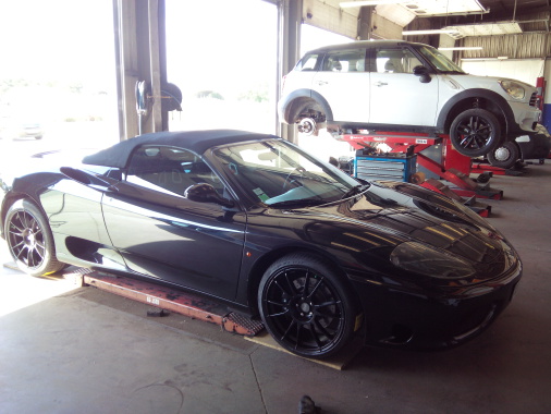 roue complette sur ferrari spider