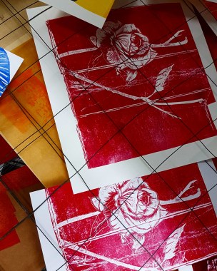 Stampe eseguite con inchiostro da incisione su carta da disegno mediante l'utilizzo di tetrapack