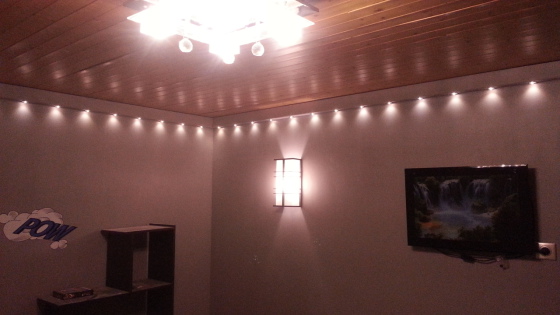 Eclairage d'appoint à led, transformation d'un luminaire halogène en éclairage à led.