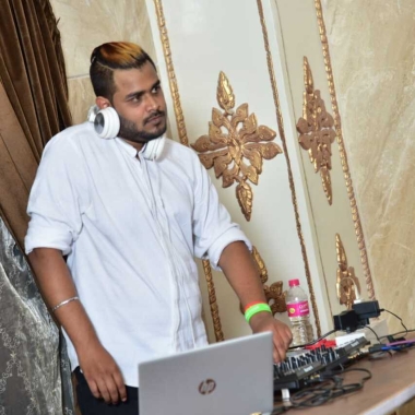 Dj Maaheee