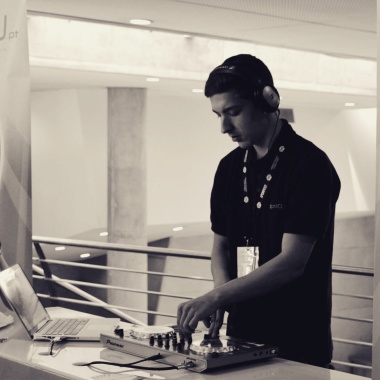 Dj Vulkane (Guilherme Neves) 