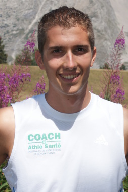 Tout au long de ma carrière, j'ai coaché des personnes qui souhaitaient ; perdre du poids, préparer un concours (police, pompier, armée...), ce préparer physiquement pour un sport en particulier, améliorer leur condition physique dans une optique de santé.