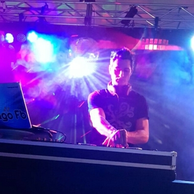Dj Tiago Som E Iluminação