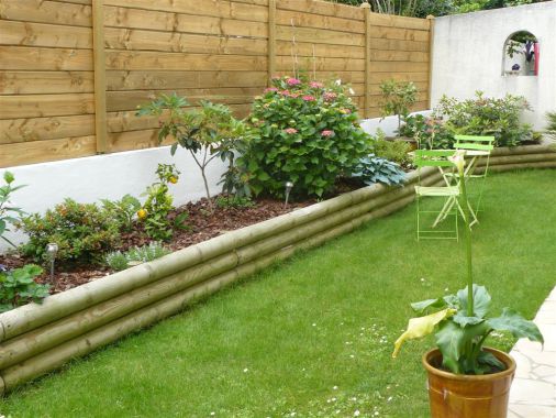 muret + palissade pin + jardinière en rondin CL4