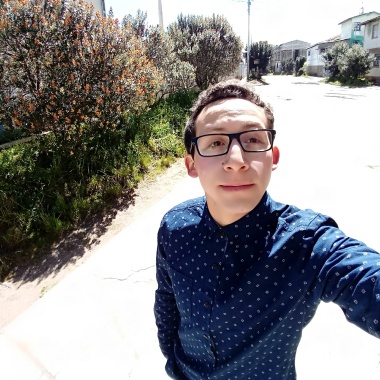 Arthur Alva Contreras