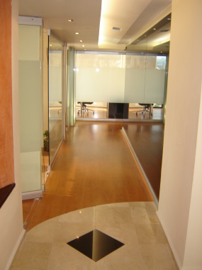 Diseño y construcción.
Creación de Imagen Coorporativa. Oficinas.