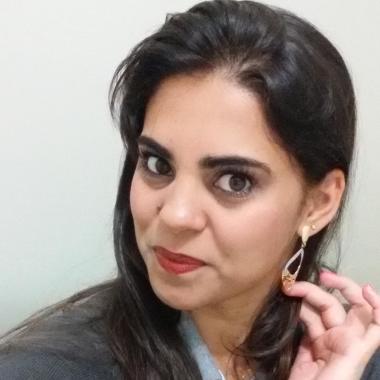 Profissional: Pamela Carvalho Augusto