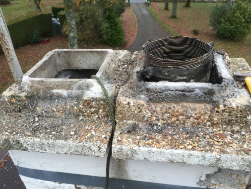 Tubage d'une cheminée pour installer la chaudière bois