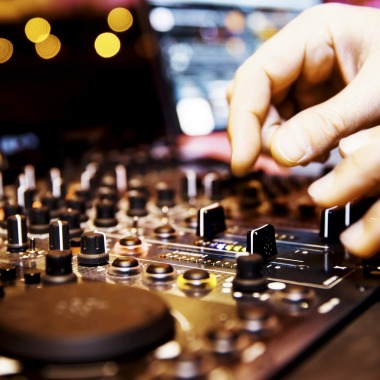 Mixing the Best Music