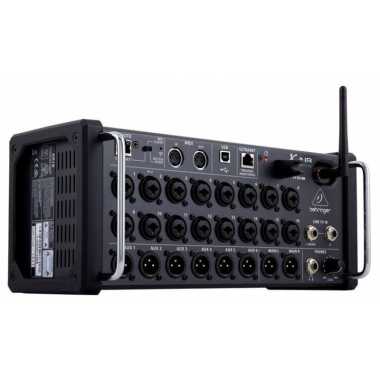 Mixer Behringer XR18.
