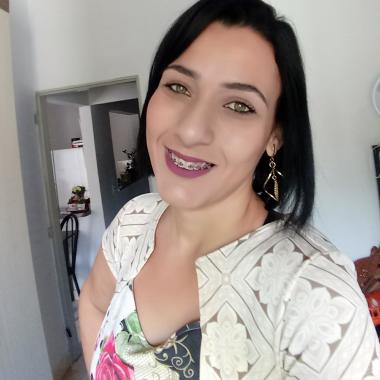 Empregada Doméstica Ou Auxiliar De Serviços Gerais