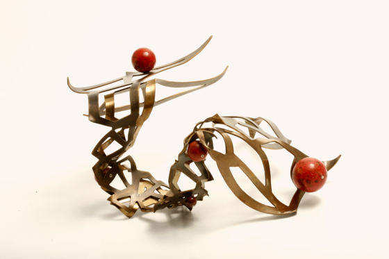Bracelet sculptural.jpg