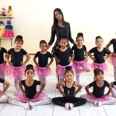 Profesora De Danza Jeniffer Palma