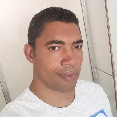 Marido De Aluguel Queiroga