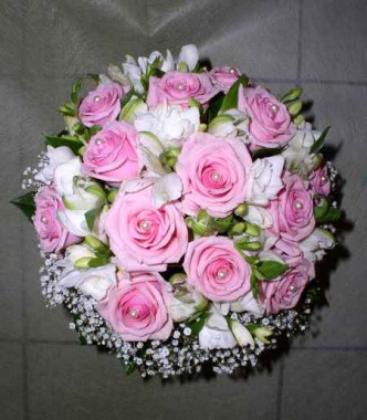 bouquet rond de roses