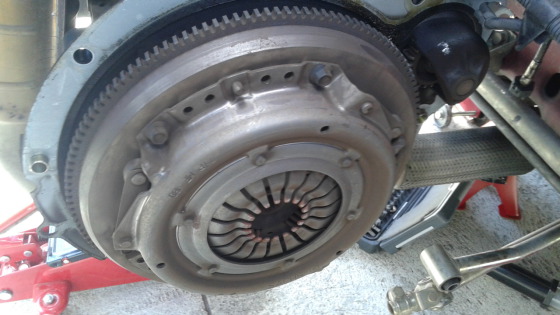 Remplacement embrayage sur ford Ka.