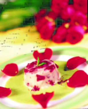 Mousse Con Pétalos de Rosa