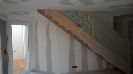 Ponçage manuel, des bandes placo - Et Application, d'une sous couche.