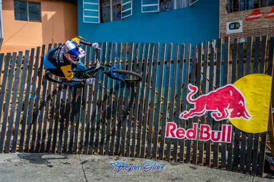 Downhill Urbano de Manizales 2019. @bryanolaveph