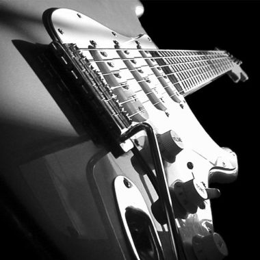 Douglas Bondan Escola De Guitarra
