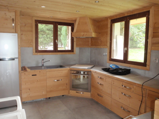 rénovation intérieure d'un chalet a Crest voland


menuiserie intérieur , peinture ,électricité ,plomberie , revêtement de sol , carrelage, et création balcons extérieure