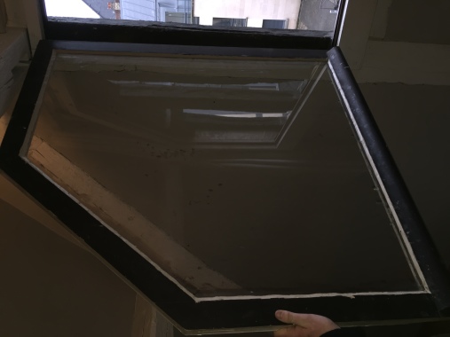 Remplacement d’une Vitre sur Mesure 