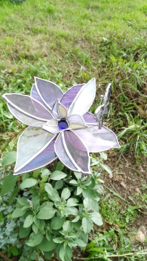 Fleur vitrail tiffany - déco de jardin