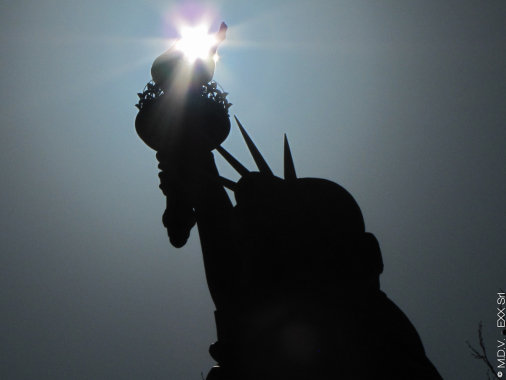 PhotoArt-New_York_Liberty_Island.jpg