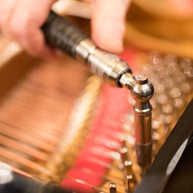 Accordeur Diplômé, Jean-Baptiste Boussion, Le Comptoir du Piano se déplace sur toute la Région