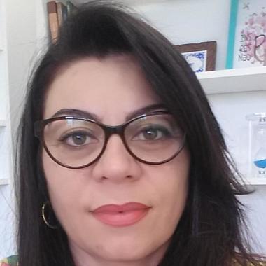 Adriana Ribeiro Psicanalista