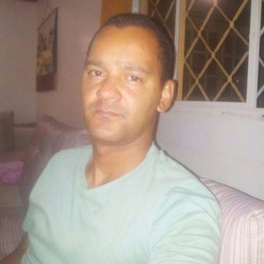 José