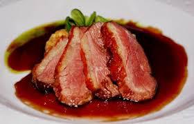 MAGRET DE CANARD,FOIE GRAS POELEE,....