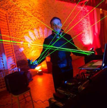 show laser 