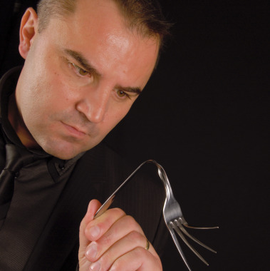 Eric John Magicien Mentaliste