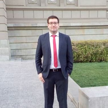 Mauricio Canales Arce