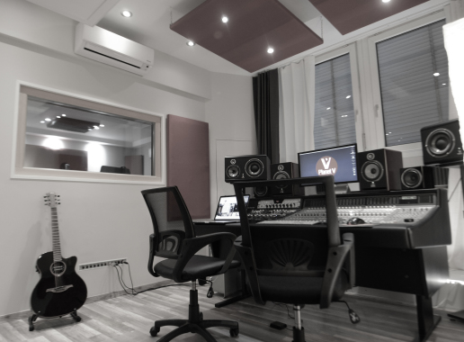 STUDIO RECORDING 