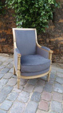 fauteuil refait dans mes ateliers