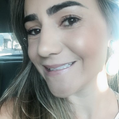 Débora Resende Ribeiro