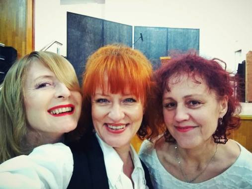 Trio wokalne Beaty Bartelik + skrzypce i piano