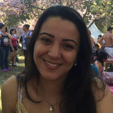 Aline Dânima Nutricionista